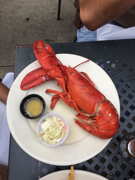 But if you don't drink enough liquid to replace what's absorbed, fiber can be constipating. . Can you eat lobster with diverticulitis